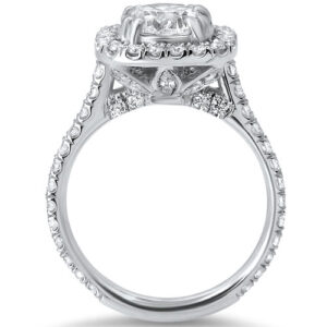 18k White Gold Round Cut Diamond Center Stone Halo DiamondEngagement Ring