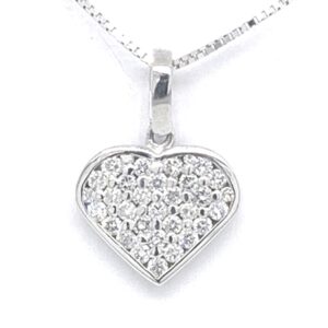 14K white gold heart prong set round brilliant diamonds