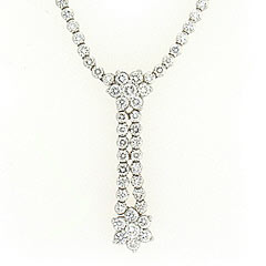18k White Gold Round Cut Diamonds Flower Shaped Dangling Pendant Necklace